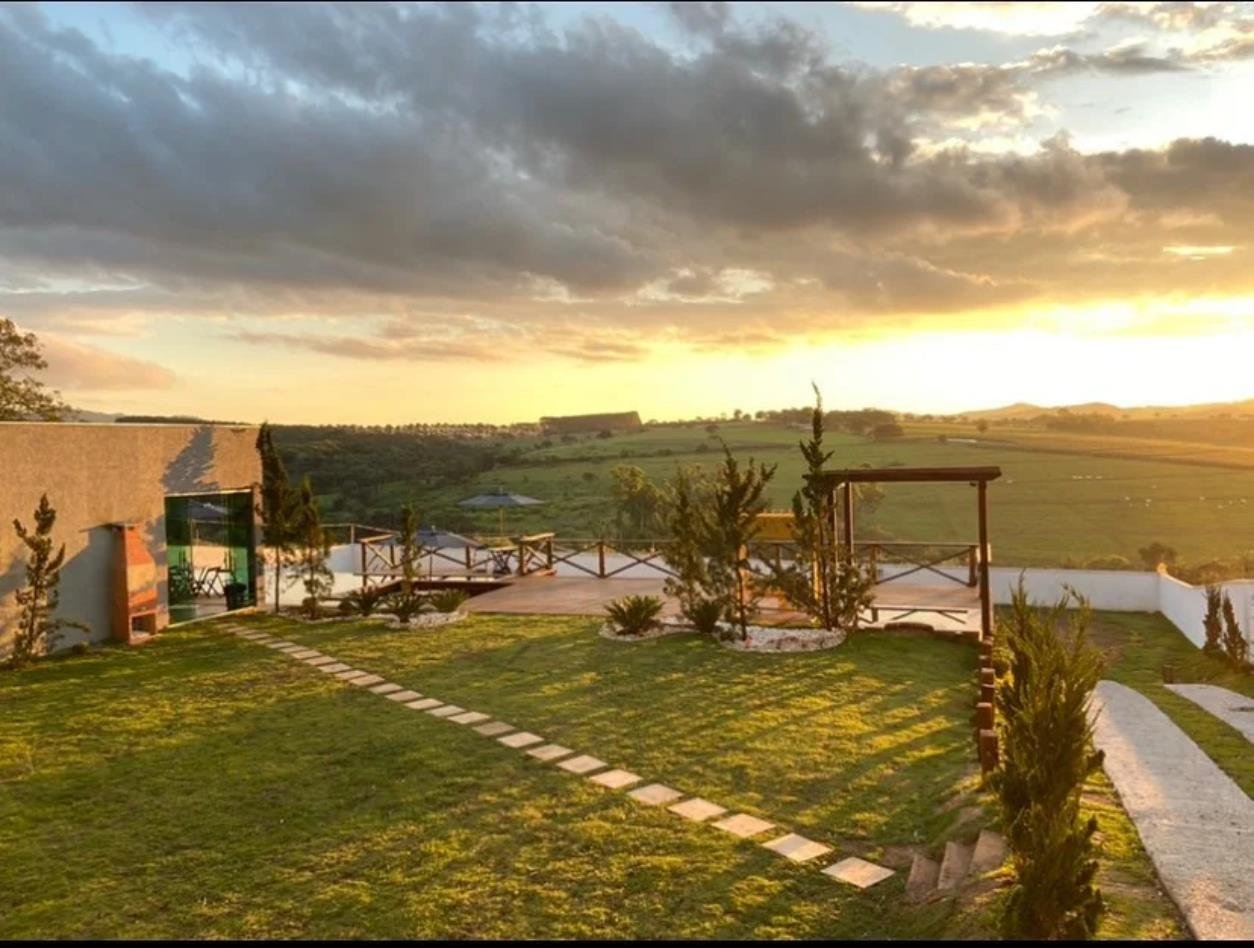 131391841_138229464593146_1328288132196635281_n (Copy)