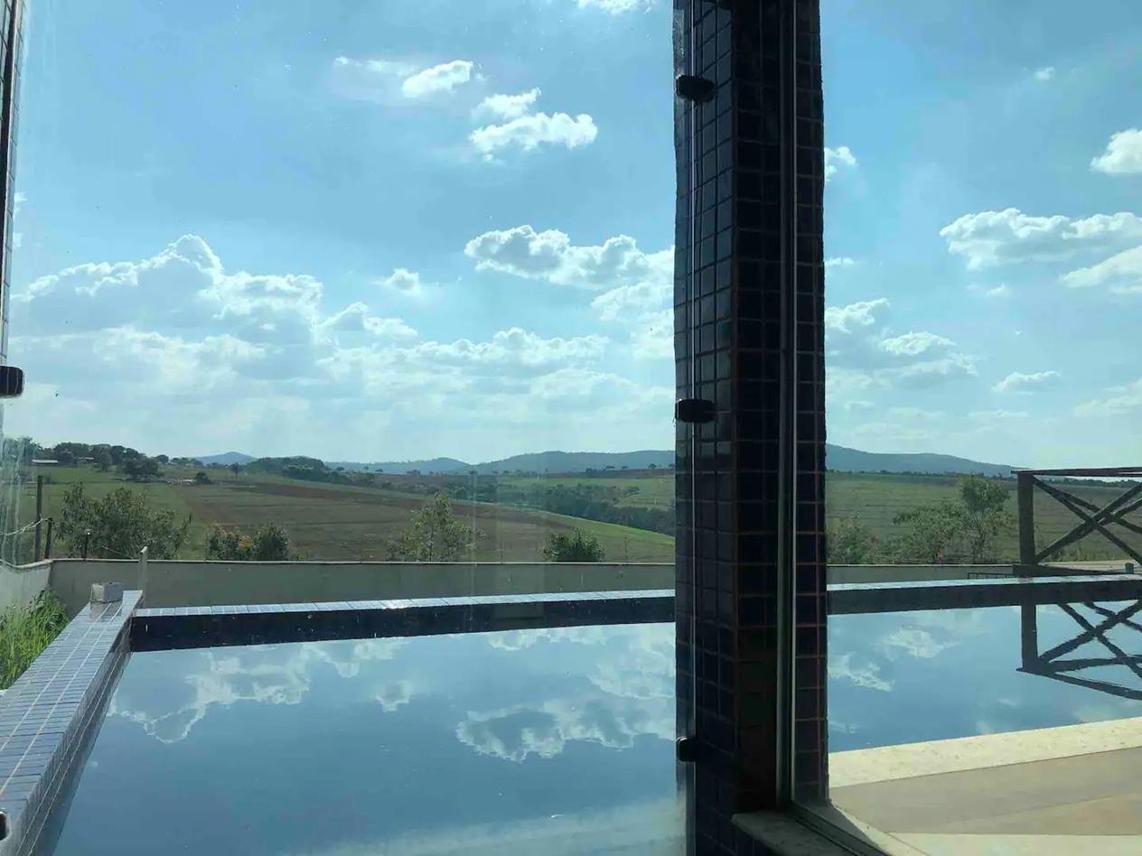 24a68a8c-d69d-4d2c-9db4-8fdb3389baffjpg (Copy)