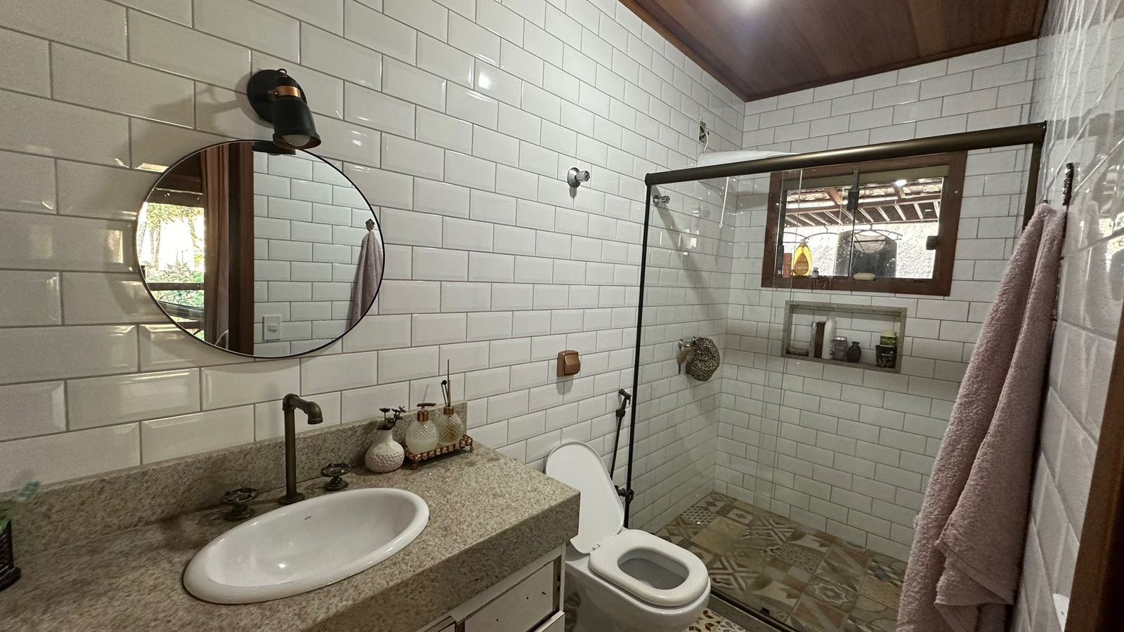 5f78498f-2cda-4c3c-ad8e-ca581065bf5f