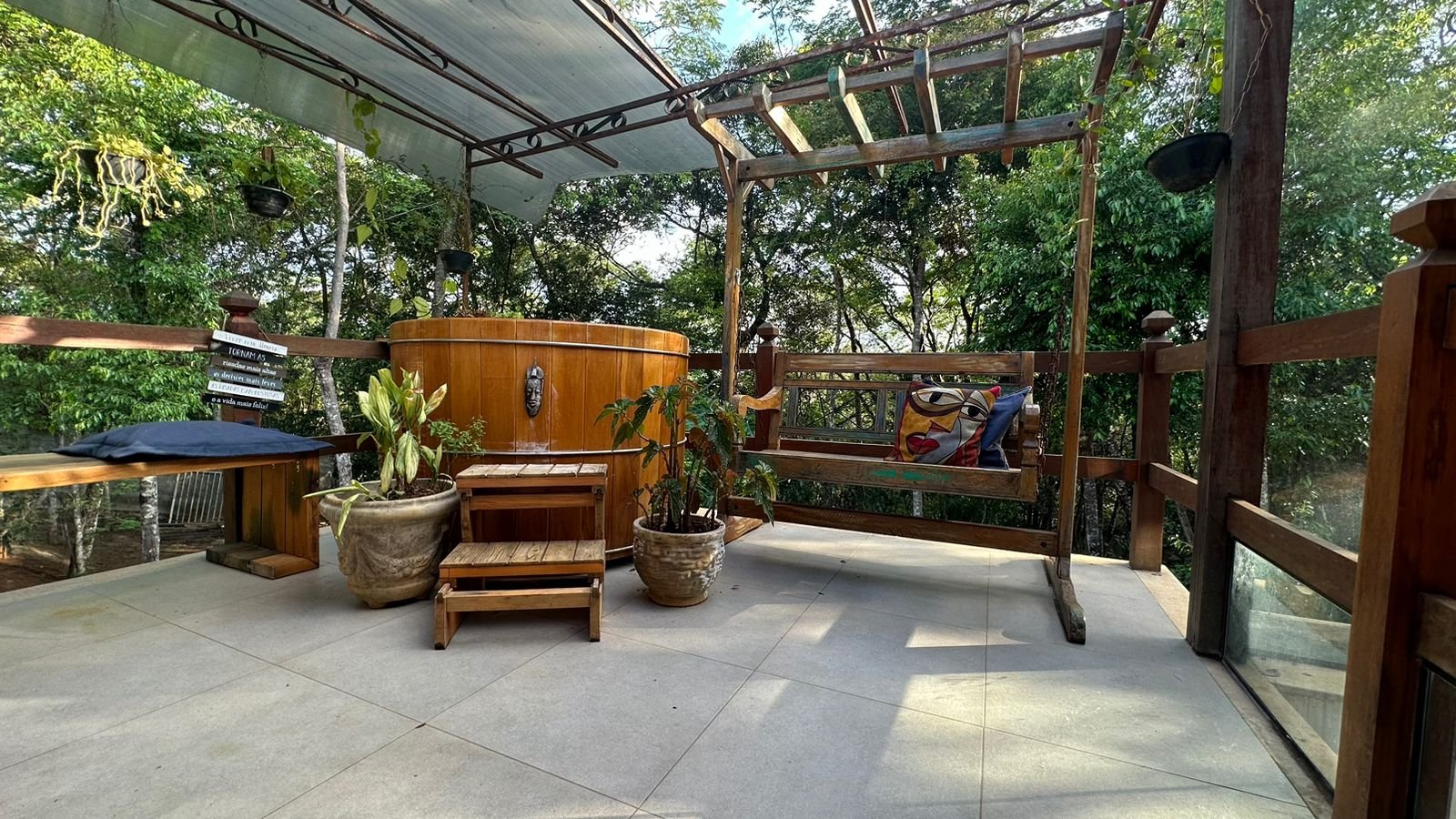 b8d66397-76f8-4a81-8fb5-2b5fb5b24c2f