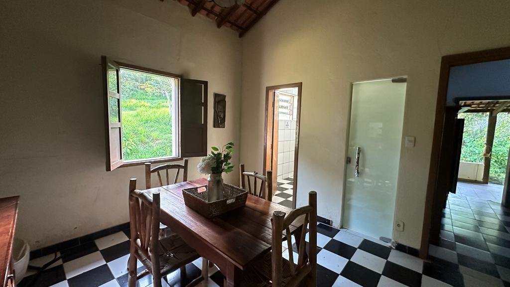 ef0b3551-58a9-465d-86ef-518cc6cae67b