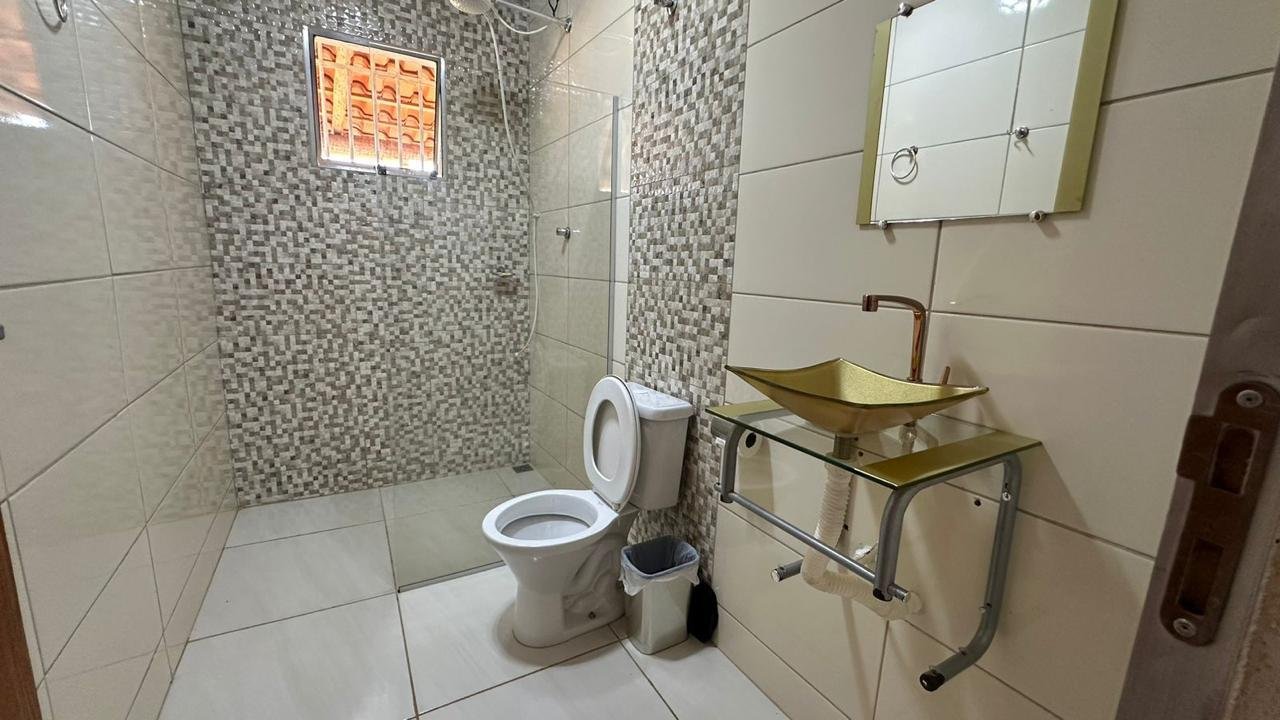 d1fb3f40-84db-4c89-b2ae-6f2d99853f18